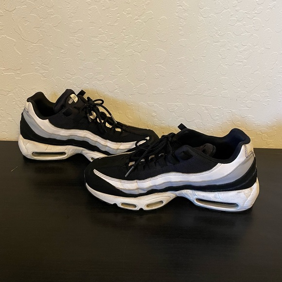 Nike Air Max 95 Wolf Grey Black - Picture 1 of 6